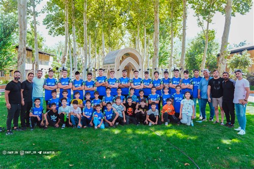 بازدید کشتی گیران نونهال اسلامشهری از کمپ تیم های ملی کشتی (گزارش تصویری)